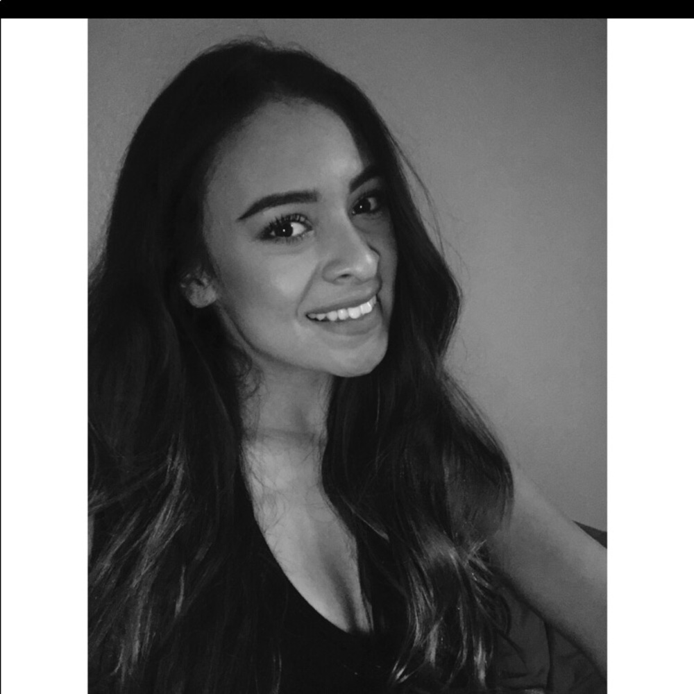 Meet your Posher, Elyse